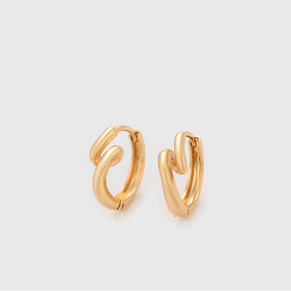 Curly Hoop Earrings 18k Gold Plated Hoop Earrings Luxury Jewelry - Picture 4 of 13